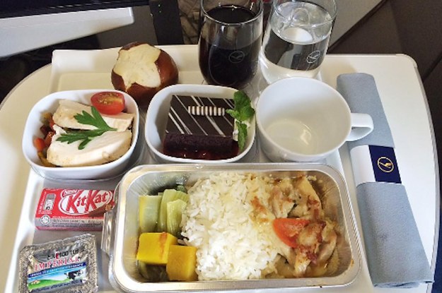A Formal Petition To Bring Free Airplane Food Back