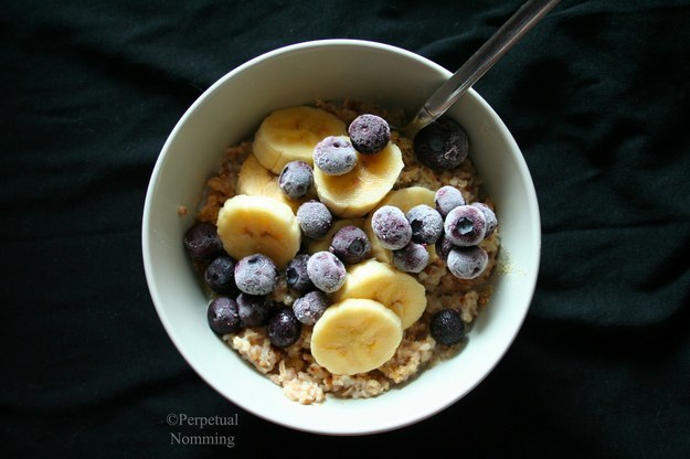 27 Healthy Breakfasts Under 400 Calories For When You're In A Rush