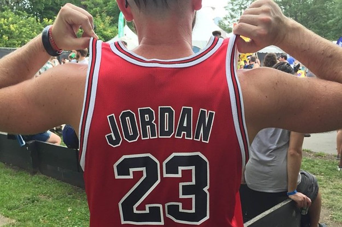  Men's No. 23 Basketball Jersey Classic Party Space Movie Jordan  Bug Jersey Unisex 90s Hip Hop Clothing Red/Black Jersey. (23# Black, S) :  Sports & Outdoors