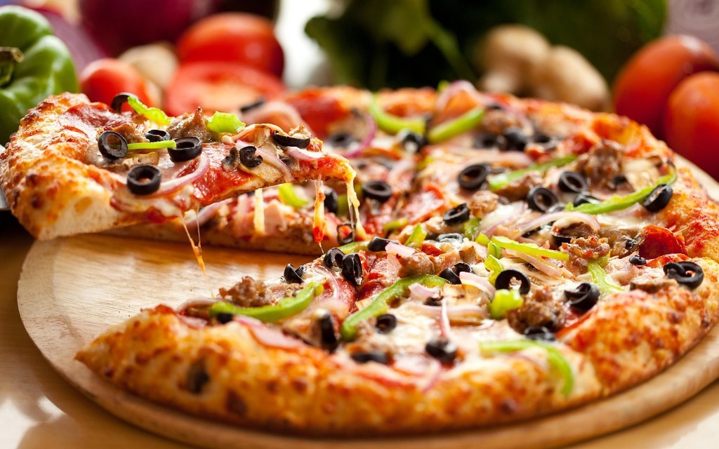 Why not treat the whole House of Reps to a Cheap Tuesday pizza party? Maybe if Bronnie found a voucher somewhere she might even get some stuffed crush?