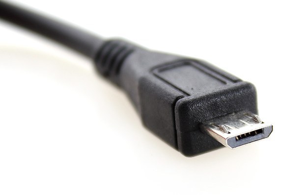 Micro-USB ❤ ❤ ❤ ❤ ❤