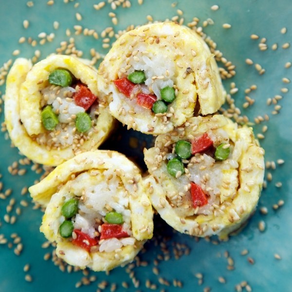 ALL YOU NEED IS:Cream Cheese + Milk + Eggs + Parmesan + Rice + Red Bell Pepper + Asparagus Click here for recipe.