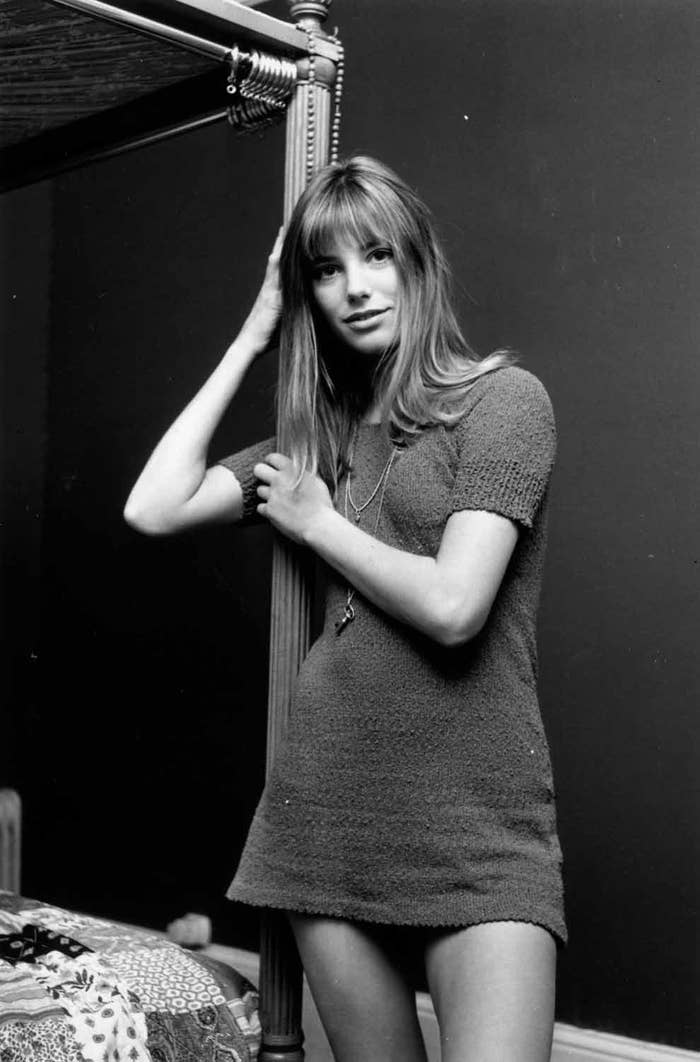 Jane Birkin ditches 'too heavy' namesake bag - BBC News