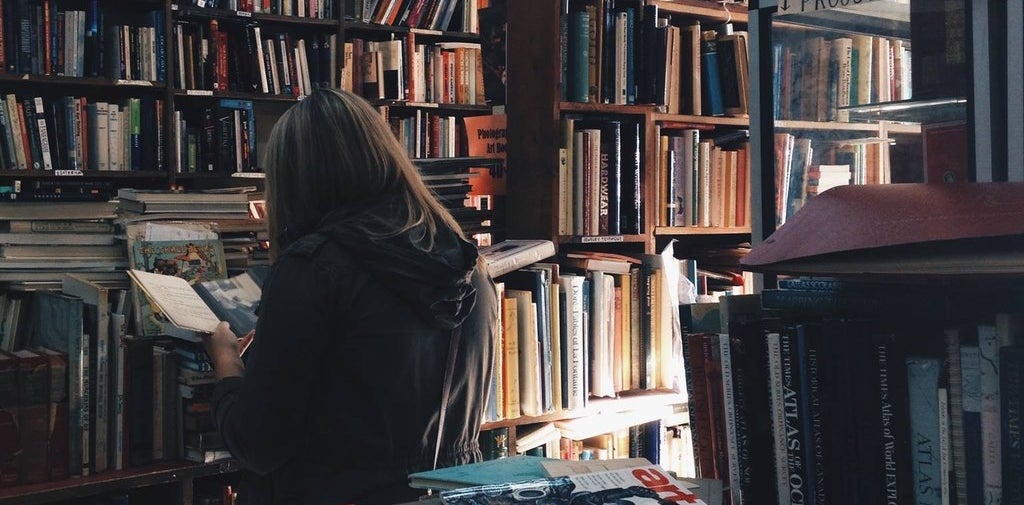 35 Charming Canadian Bookstores You Need To Visit