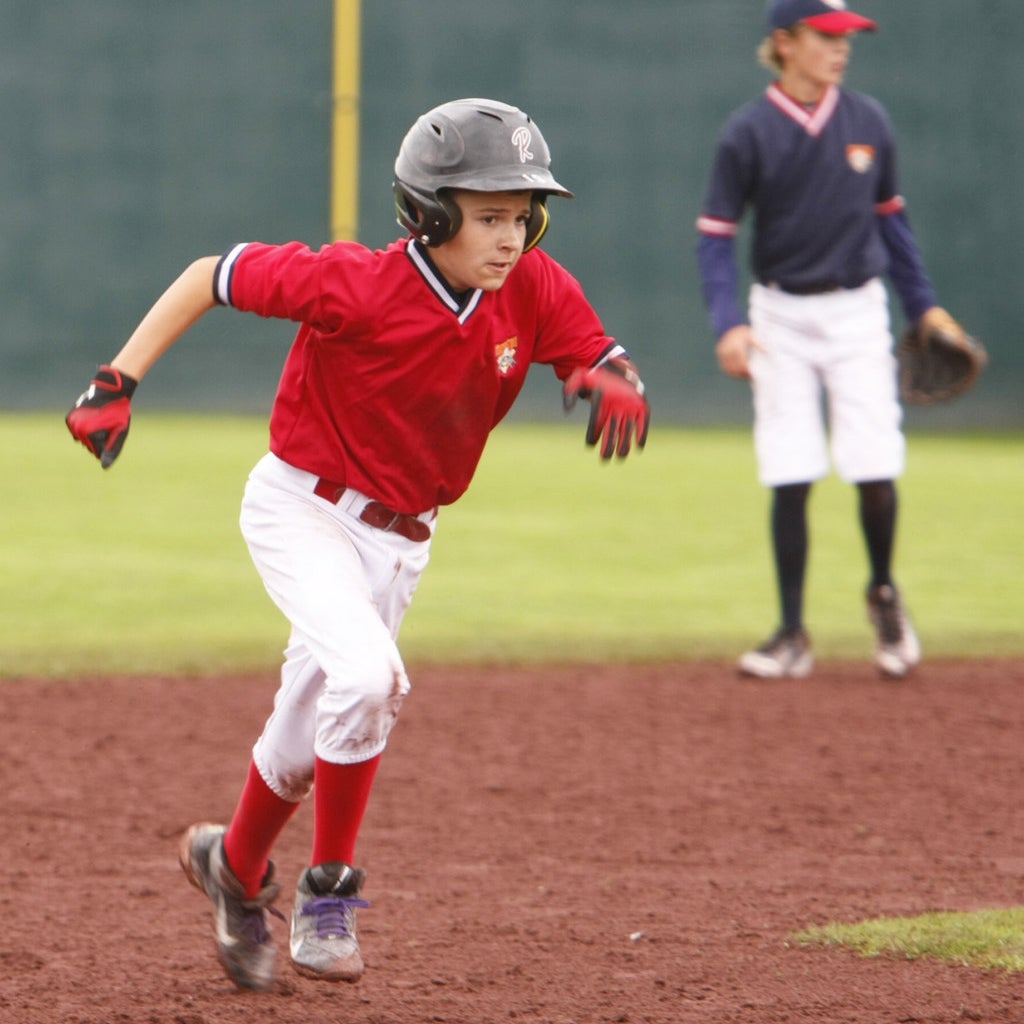 Renegades&#x27; Jack Wineman races to 3rd base.