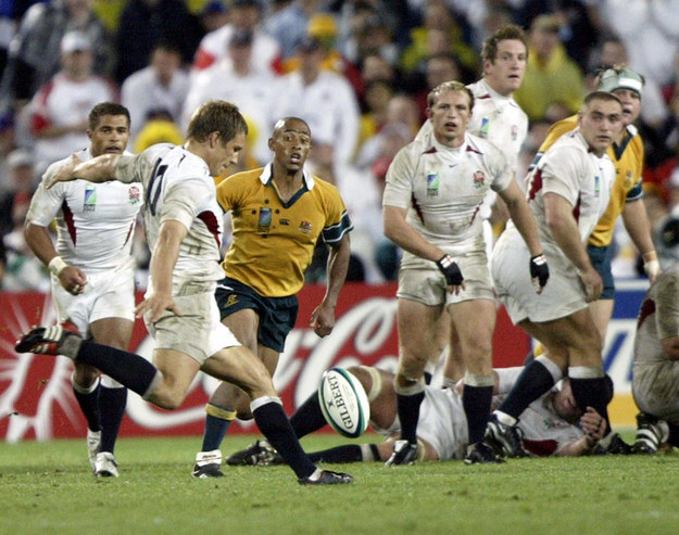 Jonny Wilkinson kicking the drop goal that won England the 2003 Rugby World Cup final against Australia