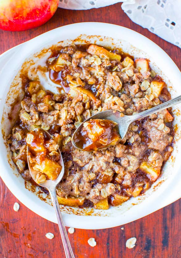 19 Breakfasts You Can Make In A Mug To make sure you never skip breakfast again, here are three microwave breakfast recipes you can make in under five minutes.