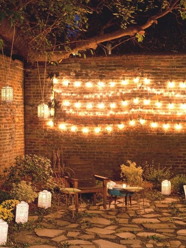 Hang string lights store on wall