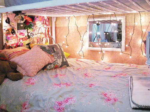 19 Super Cozy Ways To Use String Lights In Your Home