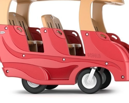 Te lo envían de 6 a 10 días. Casi el mismo tiempo que será novedad para tus hijos.