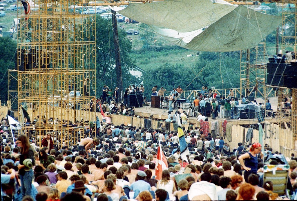 31 Pictures That Show Just How Crazy Woodstock Really Was