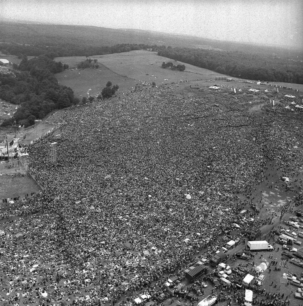 1969年。ウッドストックの盛り上がりを写した31枚の写真