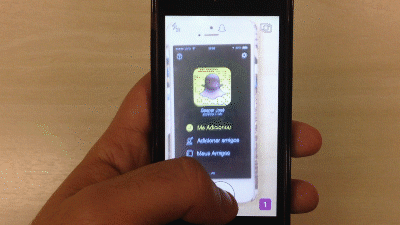 Ou você pode subir um print do perfil dele em "adicionar por Snapcode", como mostrado na imagem do item 9.