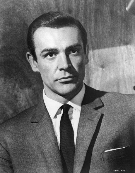 19 Vintage Photos Of Sean Connery That Will Make You Thirsty Af