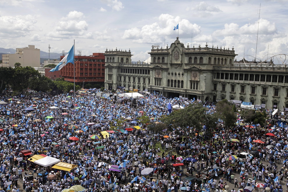 Las 17 fotos que necesitas ver del paro nacional en Guatemala