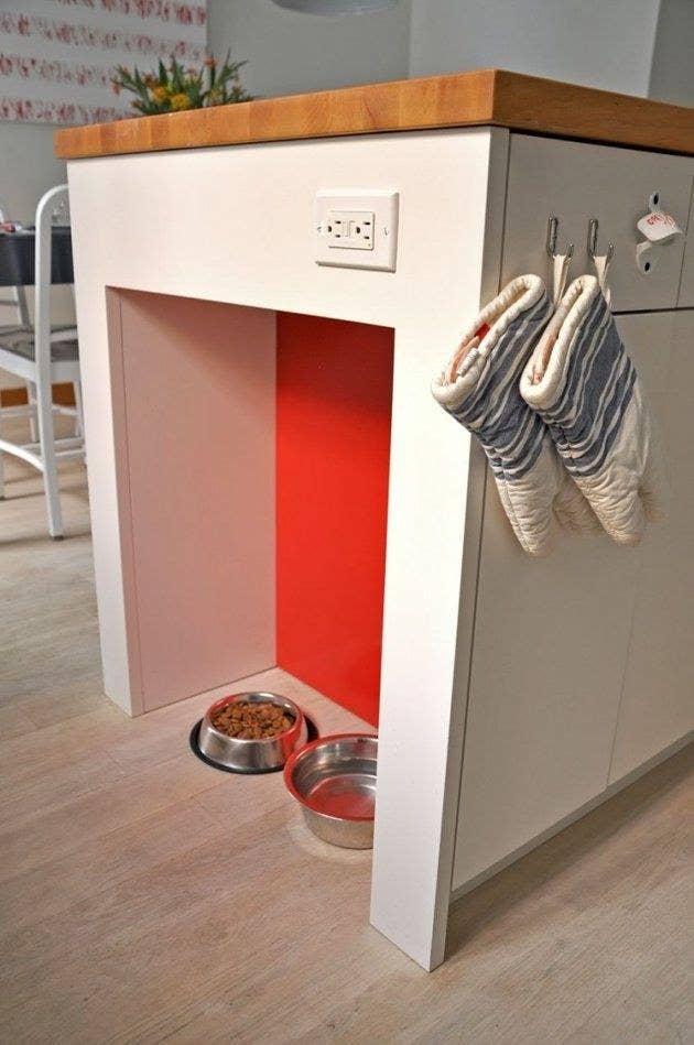 19 Brilliant Diy Projects For Pet Food Stations