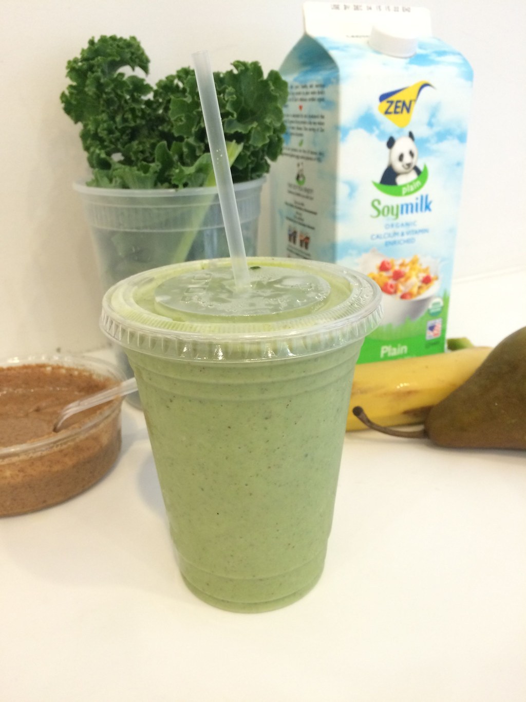 A Green Smoothie Recipe (that actually tastes good) - Perry's Plate