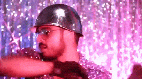 El Principe in shining armor.