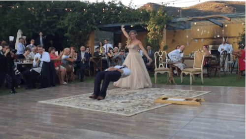 Justin's dad reacting in the background is everything. <3