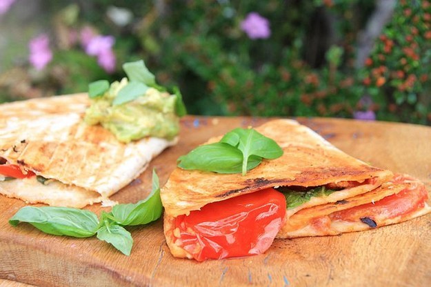 Why Now Is The Right Time For Colorful Autumn Vegan Recipes-Cheeseless "Cheesy" Tomato Toasties