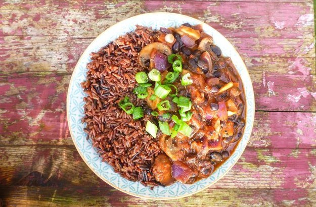 Why Now Is The Right Time For Colorful Autumn Vegan Recipes-Mushroom, Clove and Black Bean Healing Chili