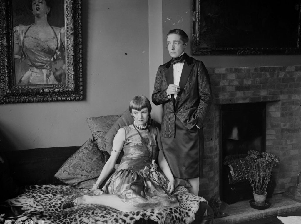 Marguerite Radclyffe Hall, the prizewinning writer of &#x27;The Well of Loneliness,&#x27; with Lady Una Trowbridge. August 1927