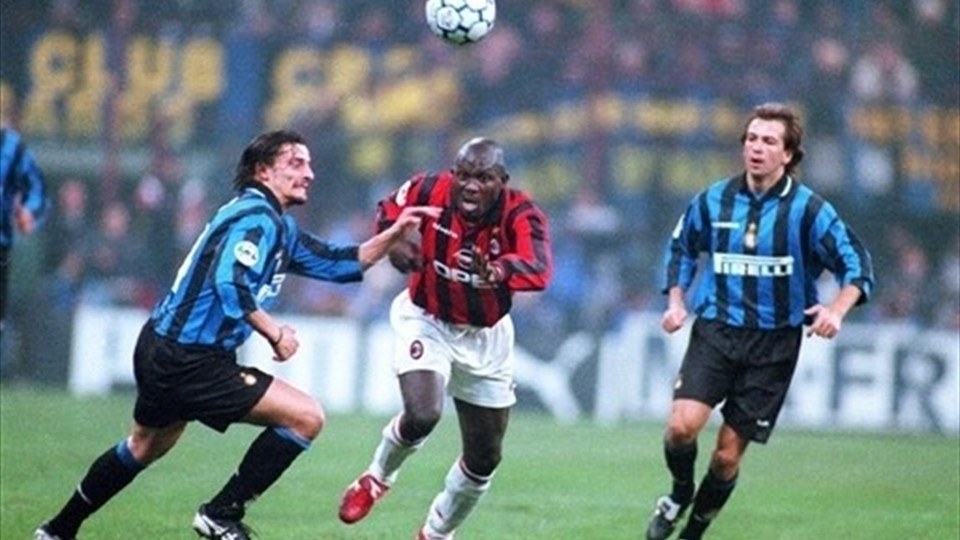 O atacante liberiano foi destaque no Milan em 1995, levando inclusive o prêmio de melhor jogador do mundo pela FIFA. Foi artilheiro da competição na temporada 1993/94 pelo PSG, mas não conseguiu o troféu. Na temporada seguinte, o atacante chegou ao Milan como fenômeno mas também não o título.