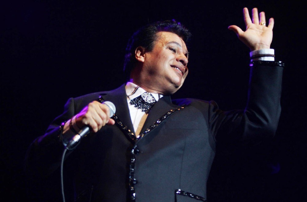 19 Times Juan Gabriel Perfectly Captured Modern Life And Love