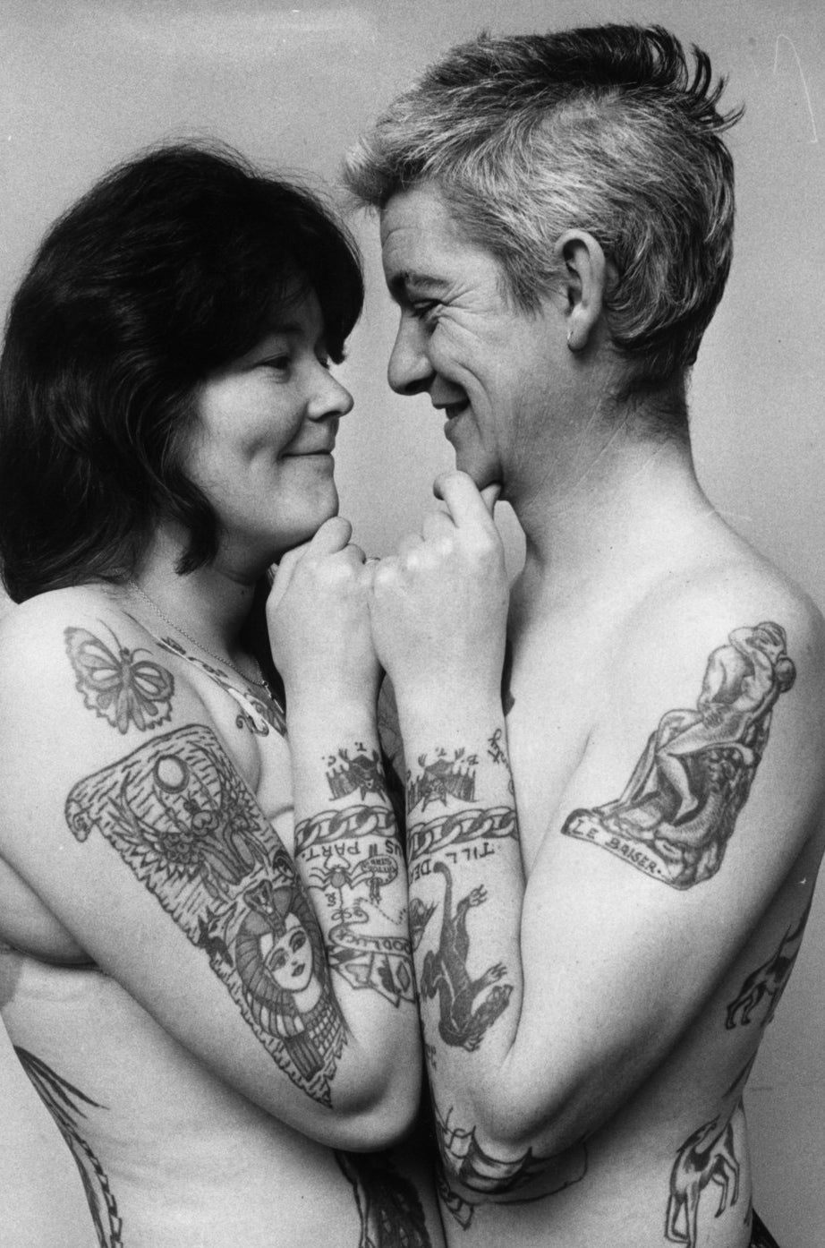 Ivor and Marianne Collier, display their mutual adoration and taste for tattooes. 1972.