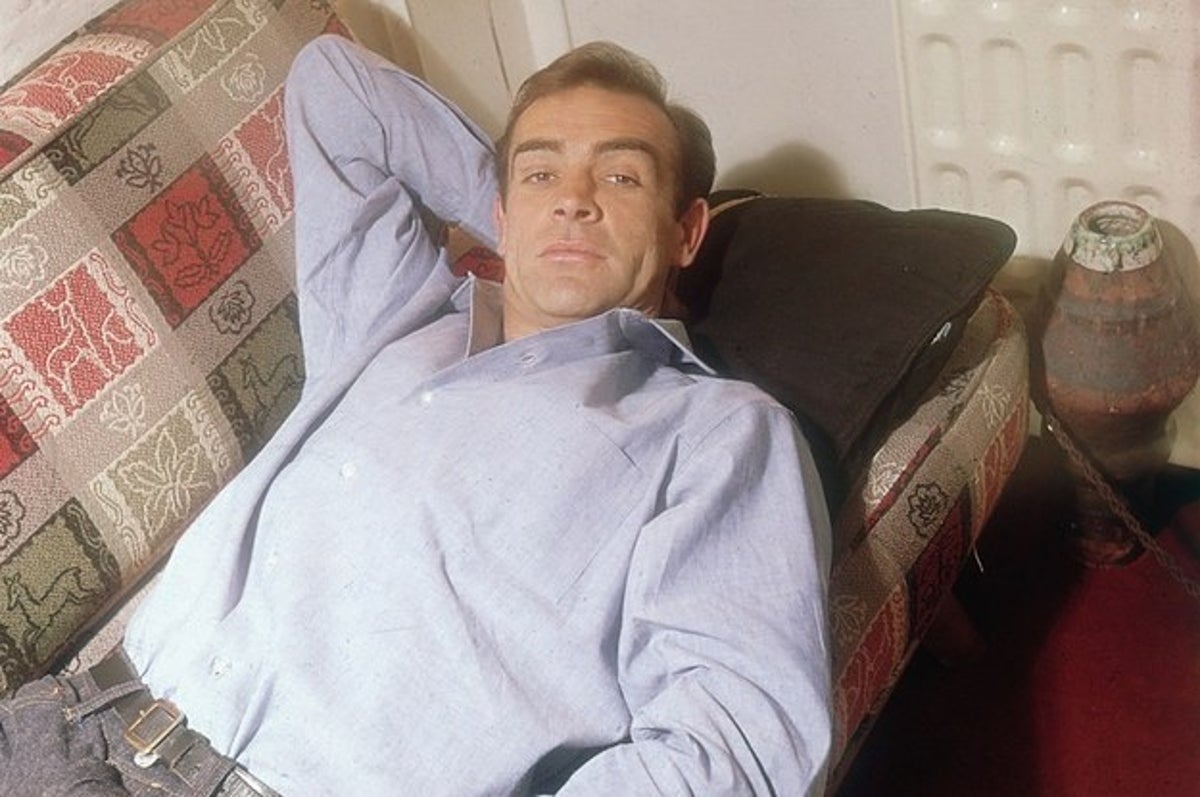 19 Vintage Photos Of Sean Connery That Will Make You Thirsty Af