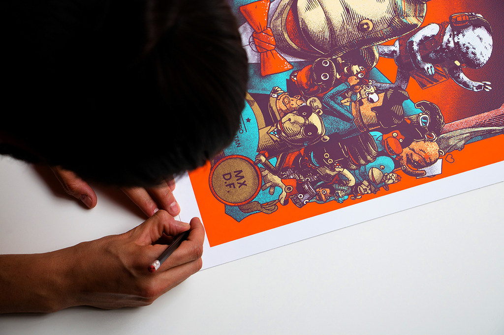 Apenas este año, Smithe y el ilustrador Pogo, fundaron Copete Cohete. Entra aquí para ver qué están haciendo.