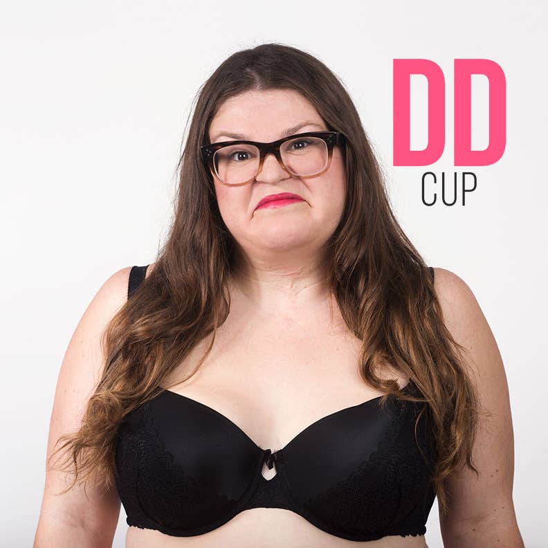 Average Size Figure Types in 34D Bra Size Four Section Cup and J