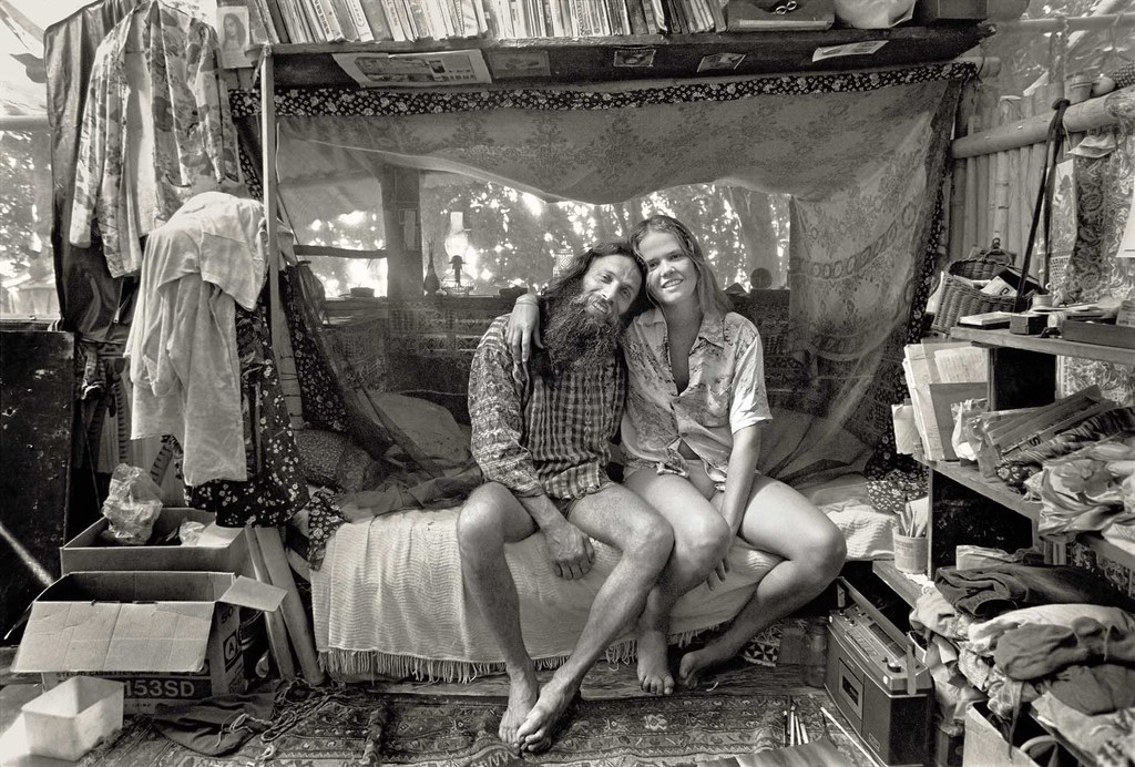 Vintage Hawaiian Nude Porn - Extraordinary Vintage Photos Reveal Hawaii's Hippie Treehouse Community