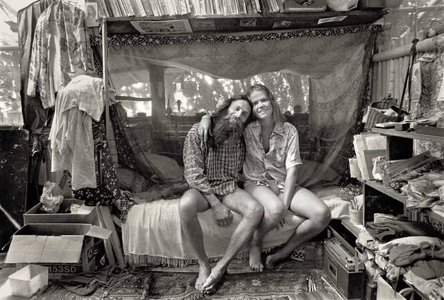 Vintage Retro Nudist Nude - Extraordinary Vintage Photos Reveal Hawaii's Hippie ...