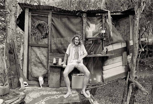 Extraordinary Vintage Photos Reveal Hawaii's Hippie Treehouse Community