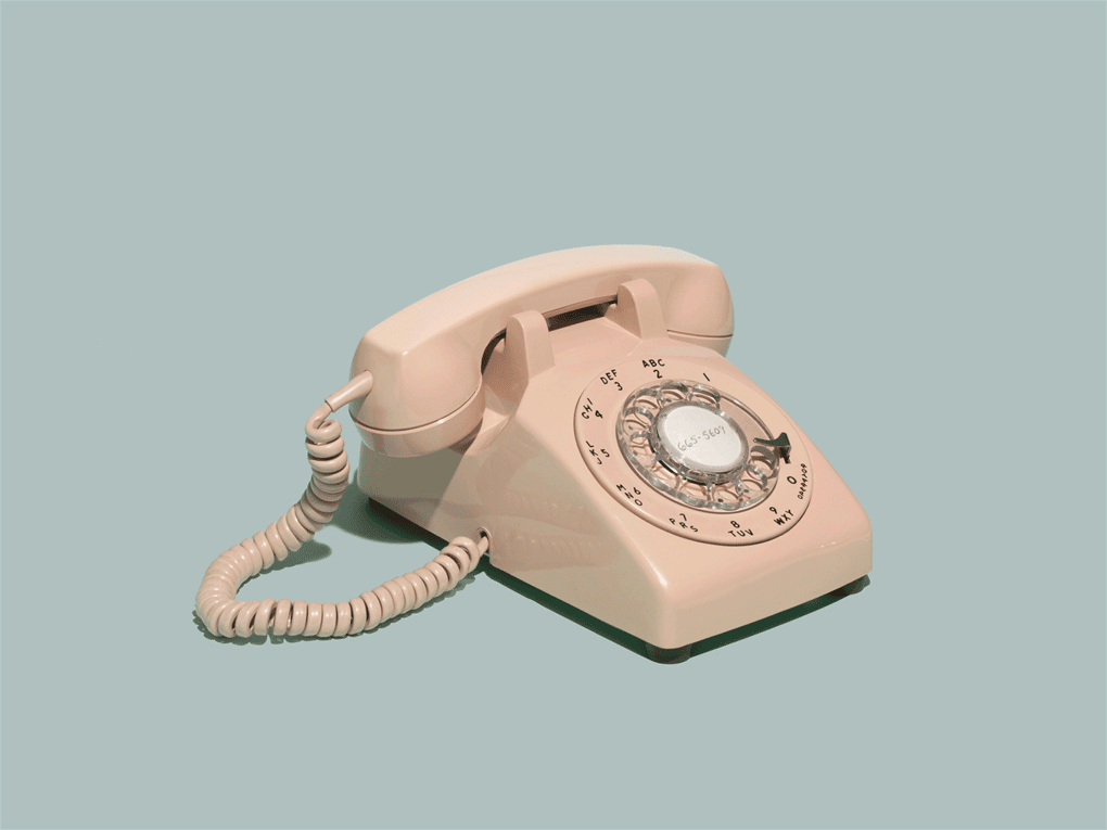 Délicieux bruit et délicieuse sonnerie. Mais le top, c'était l'écouteur! Une technologie jamais réinventée...