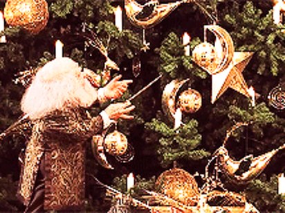 Muggles Produce Harry Potter Christmas Trees To Rival That Of Hogwarts'  Great Hall