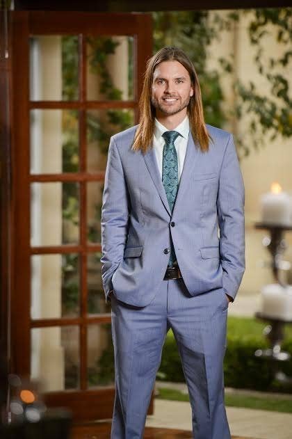 Drew is a sleep technician who applied for The Bachelorette after his concerned dad told him he couldn't just ride bikes for the rest of his life. So now he's ready to win the race for Sam's heart instead.