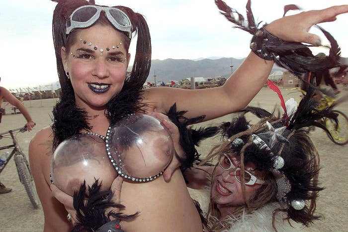 Fkk Nudism - 37 Of The Most Insane Pictures Ever Taken At Burning Man