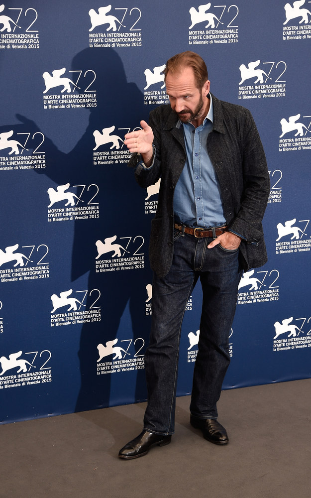 Ralph Fiennes Voldemort Porn - Here's Some Glorious Photos Of Voldemort Dancing Enthusiastically At A  Photocall