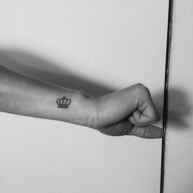 Crown on wrist