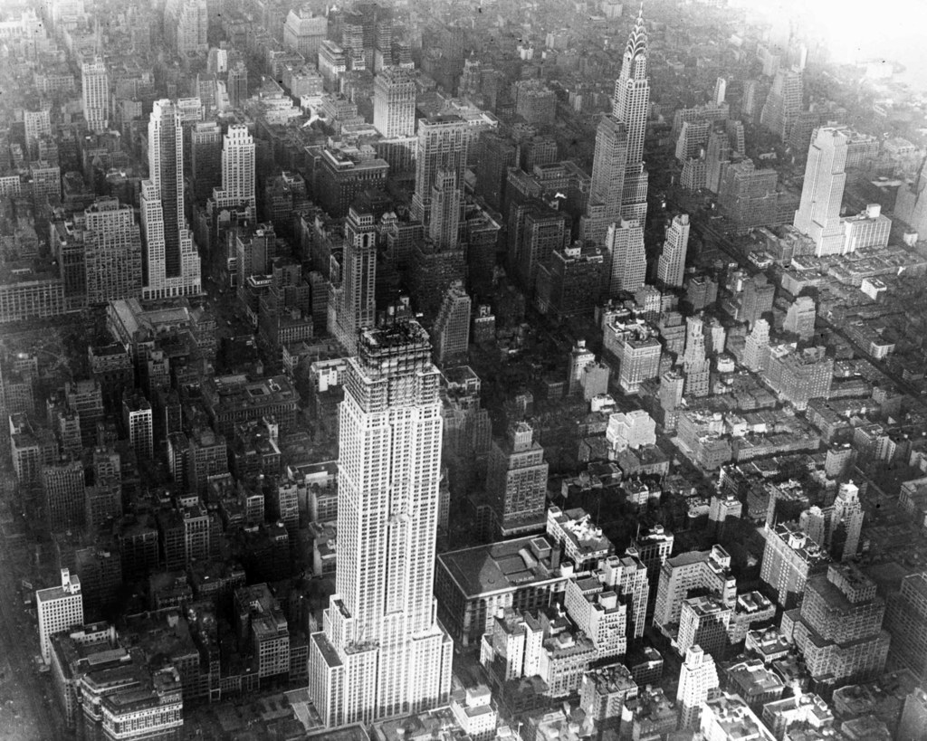 America's Most Iconic Landmarks Before They Were Finished