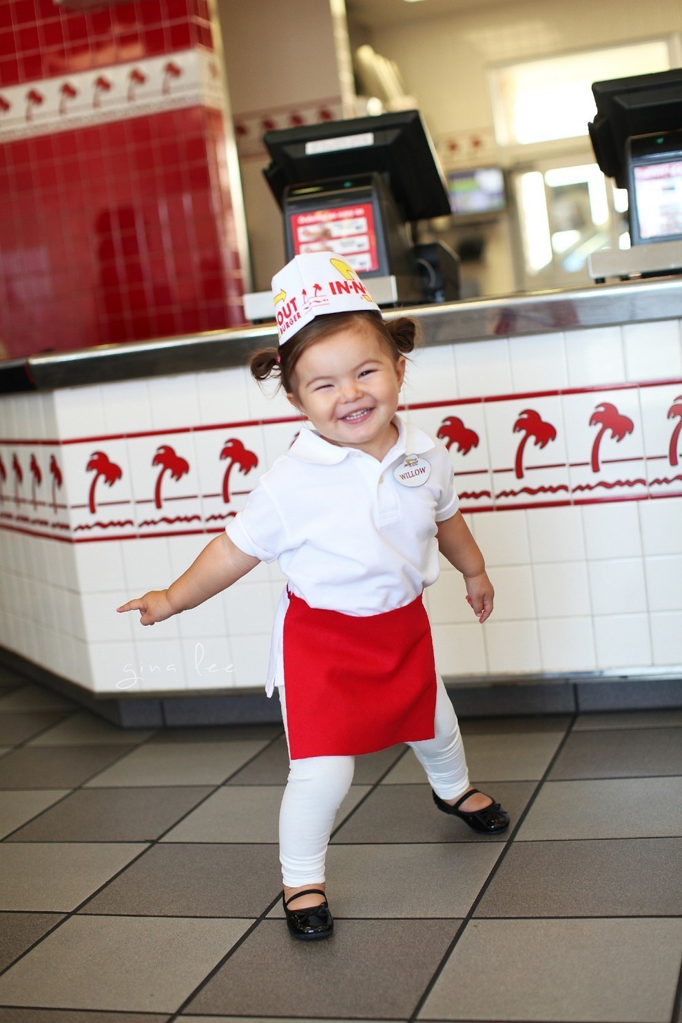 This 3 Year Old Is The Undisputed Costume Queen Of Halloween