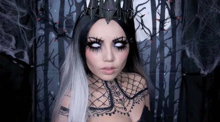 61 Horribly Exciting Scary Halloween Makeup Ideas  Halloween makeup,  Zombie halloween makeup, Halloween makeup scary