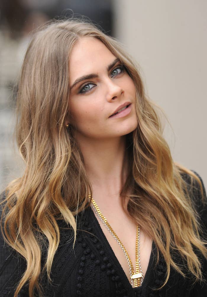 Cara Delevingne Looks Horrifically Unrecognizable As Suicide Squad S Enchantress Cara Delevingne Looks Horrifically Unrecognizable As Suicide Squad S Enchantress