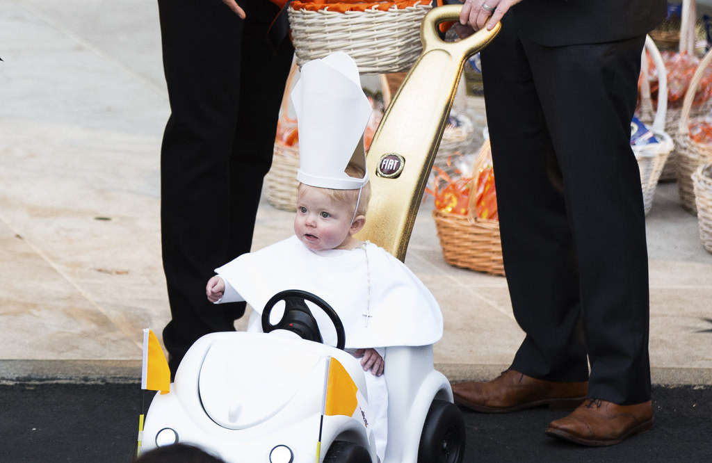 baby pope costume