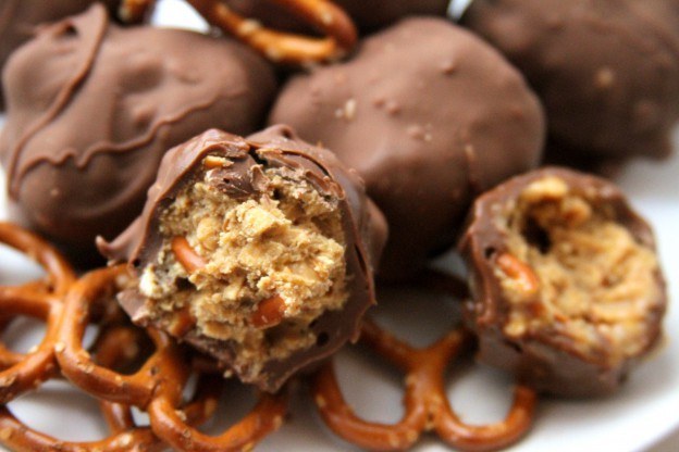 A perfect combination of salty and sweet in truffle form. Make yours like this.