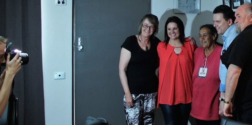 Sue Haseldine (centre) meets with Senator Lambie and Senator Xenophon