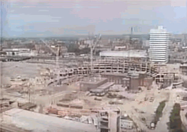 SkyDome roof opening (Rogers Centre, Toronto) - Timelapse 