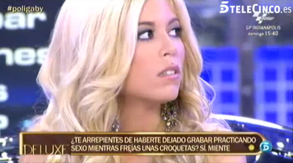"Y una última cosita, ¿eran de pollo o de jamón?"